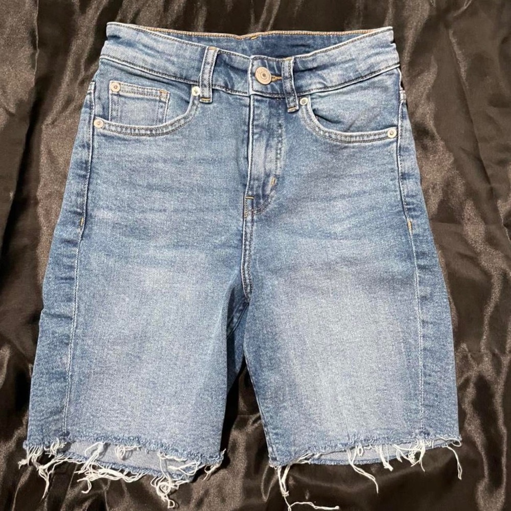 H&M Bermuda Denim Jean Shorts